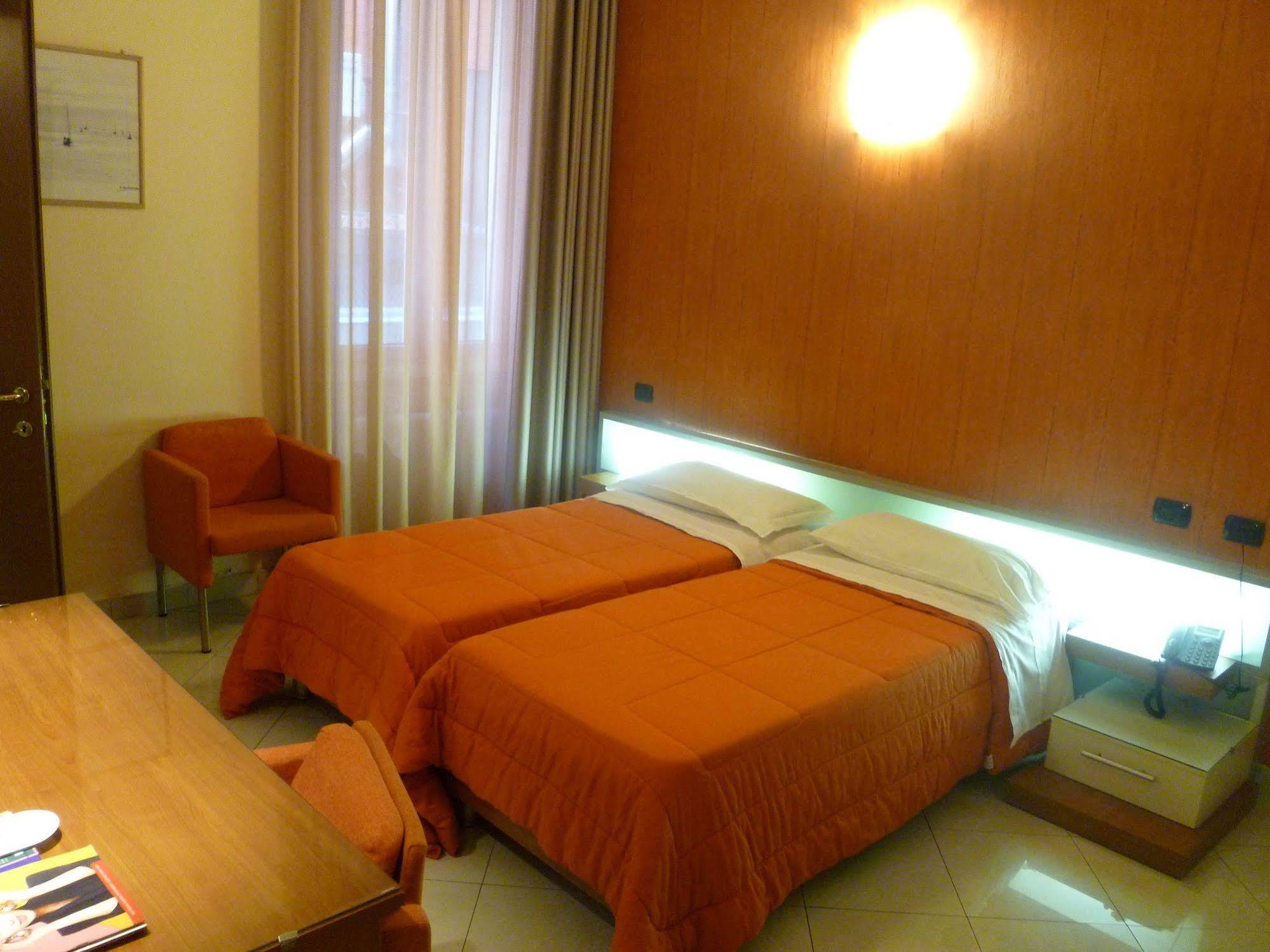 Hotel Del Corso Mediolan Zewnętrze zdjęcie